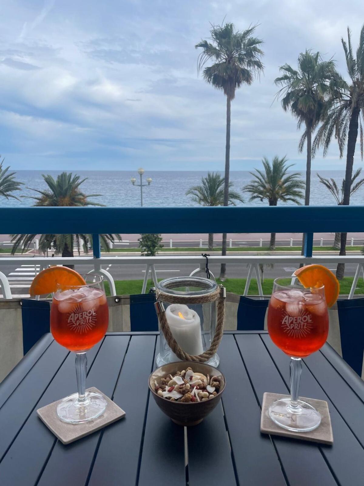 Promenade Des Your Seafront Flat